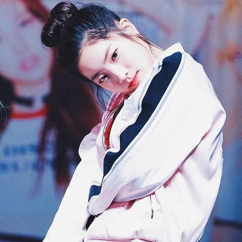 twice多贤网红  第2张