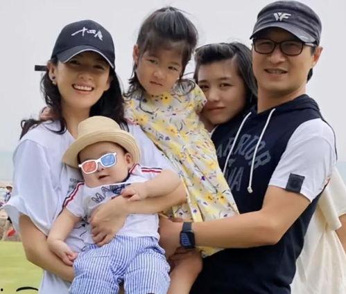 小彬彬一家五口照片,幸福生活定格永恒  第3张