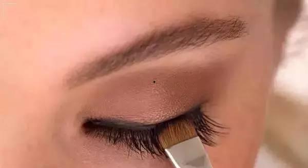 网红长睫毛女神图片,揭秘网红的迷人魅力  第3张